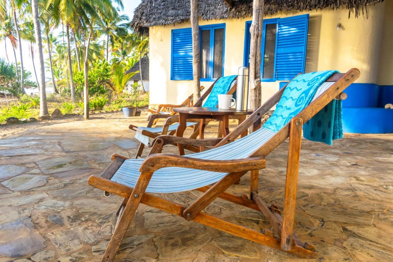 Hibiscus Beach House Pangani エクステリア 写真