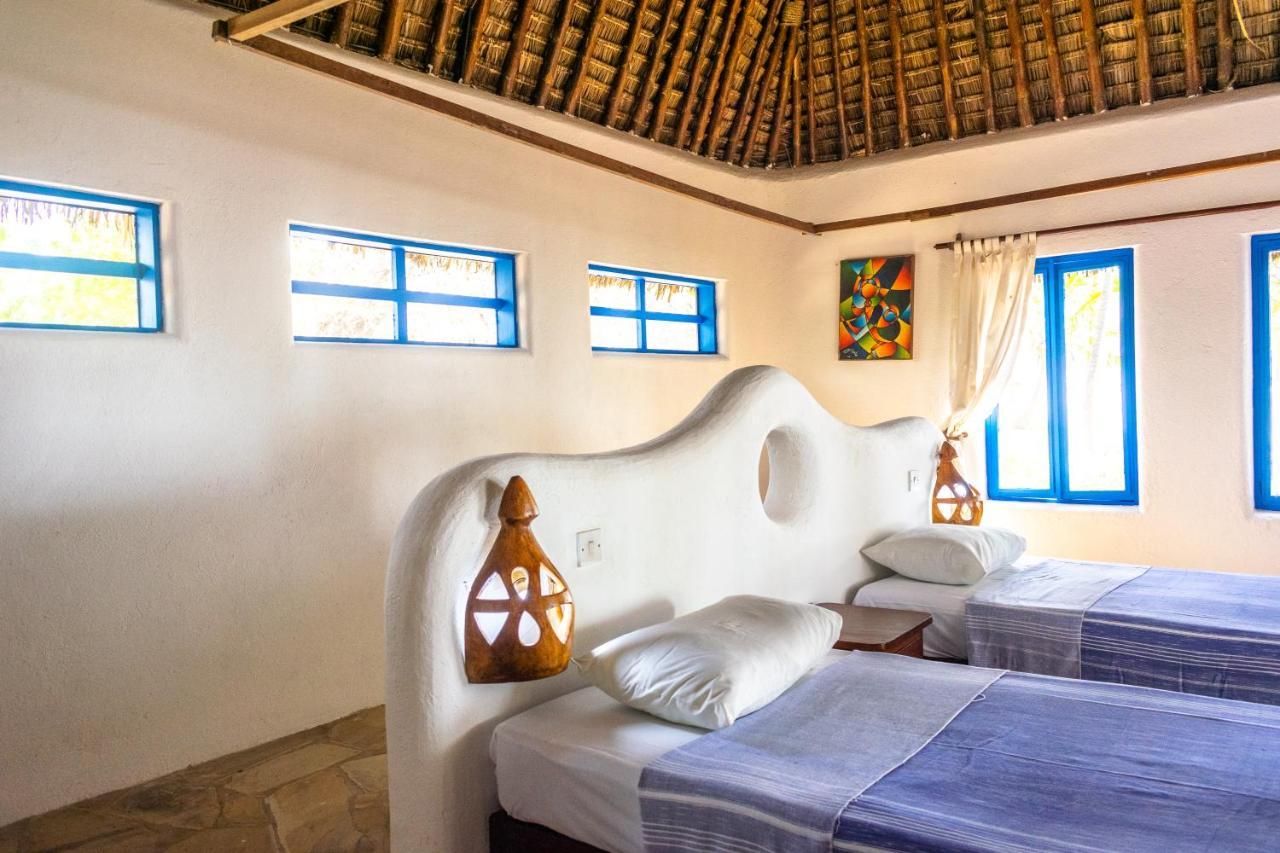 Hibiscus Beach House Pangani エクステリア 写真