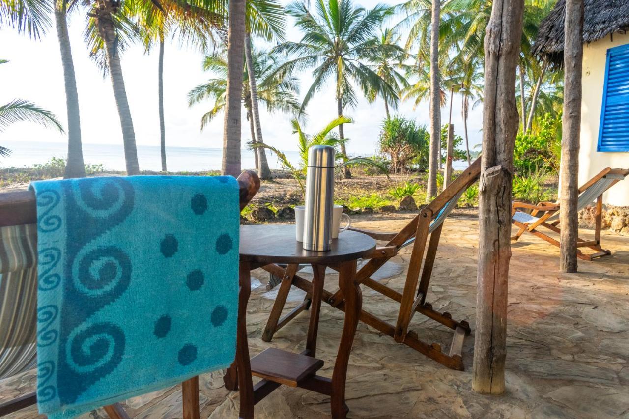 Hibiscus Beach House Pangani エクステリア 写真