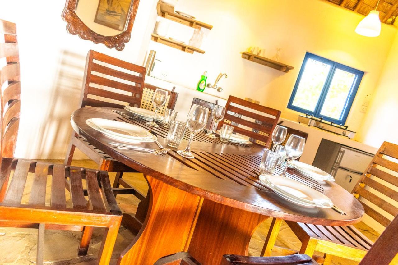 Hibiscus Beach House Pangani エクステリア 写真